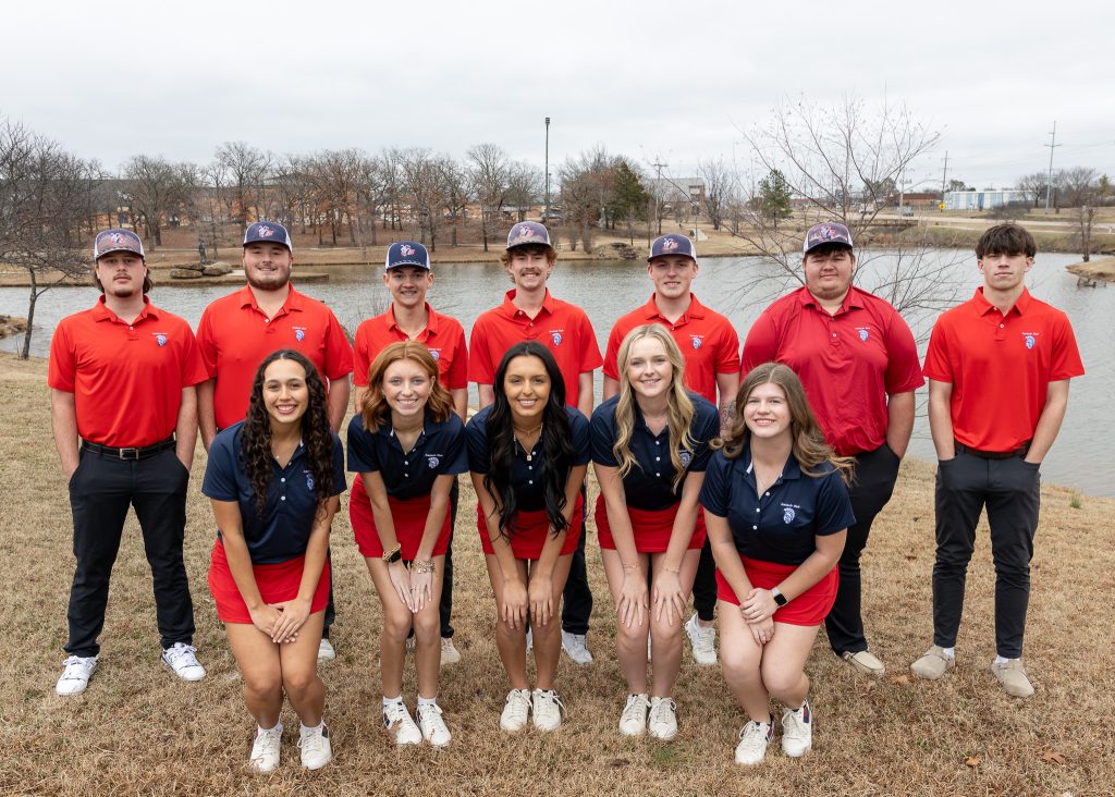 In this photo, members of the Seminole State College men’s and women’s golf teams pose for a group photo (pictured left to right, back row): Ethan Robbins, Johnny Howard, Chase Conner, Cooper Mercer, Jonathen Martens, Cayden Sherwood and Jackson Summar; (front row) Shelby Ellis, Allison Townley, Gracie Lasiter, Peyton Black and Chelsea Powell.